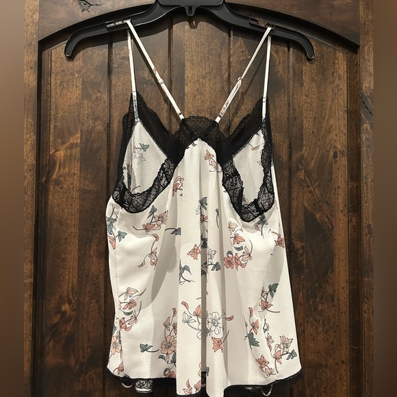 1 State White Tank Top - size M - Picture 3 of 3